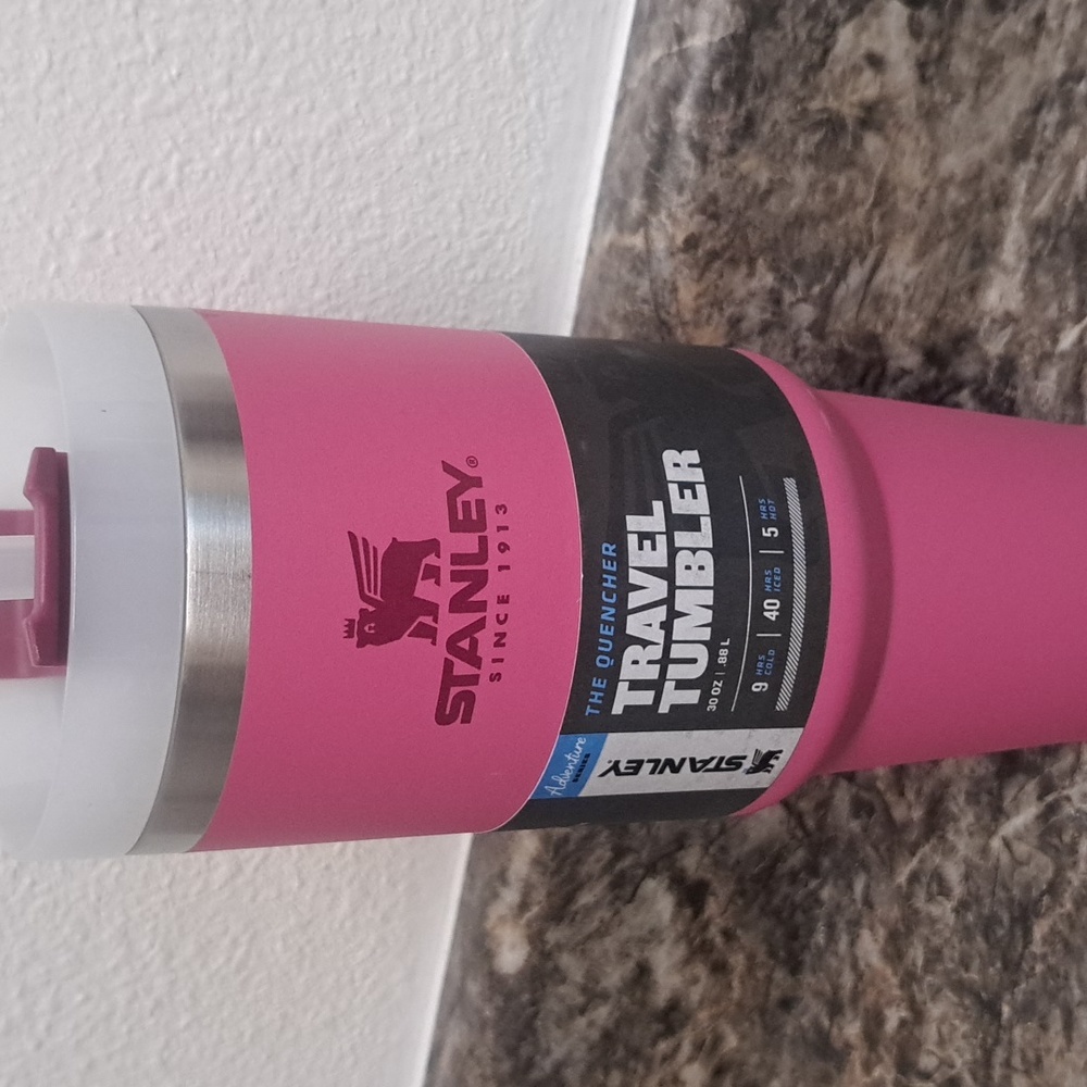 Stanley Travel Tumbler Adventure Quencher 30 oz Azalea Brand New In Hand.